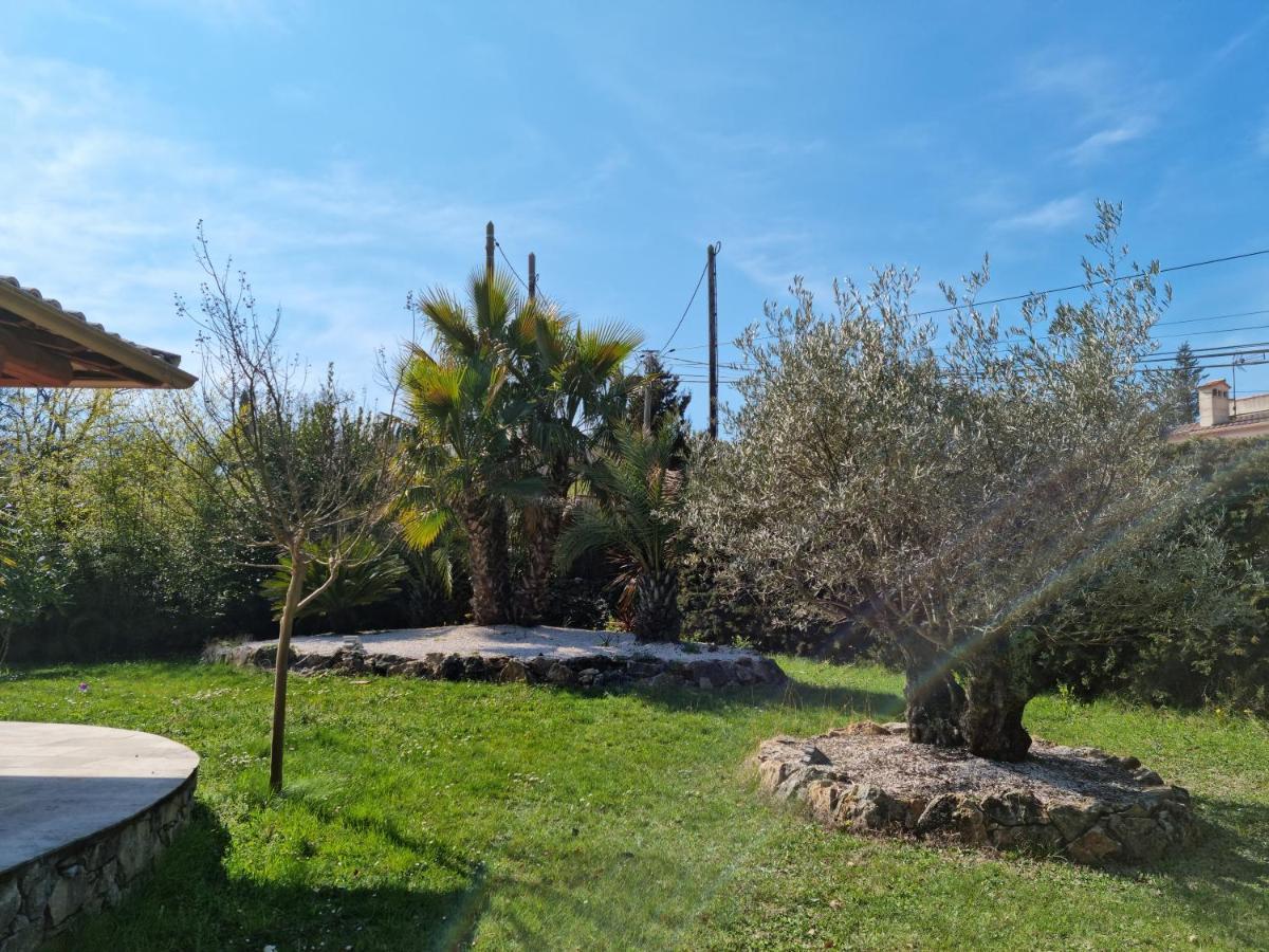 Отель L'Eden Provencal Фаянс Экстерьер фото